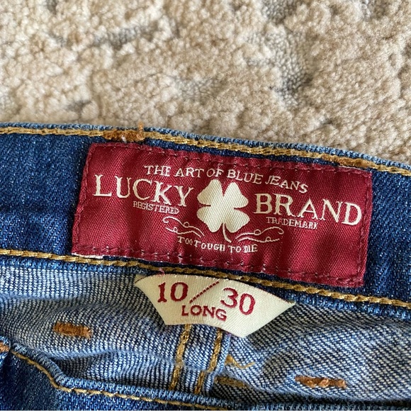 Lucky Brand Jeans Sofia Straight Leg Medium Wash Mid Rise: 10/30 Long Inseam - Picture 4 of 11